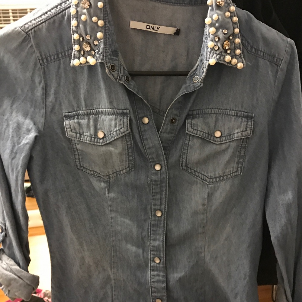 Only denim button down top size small 34